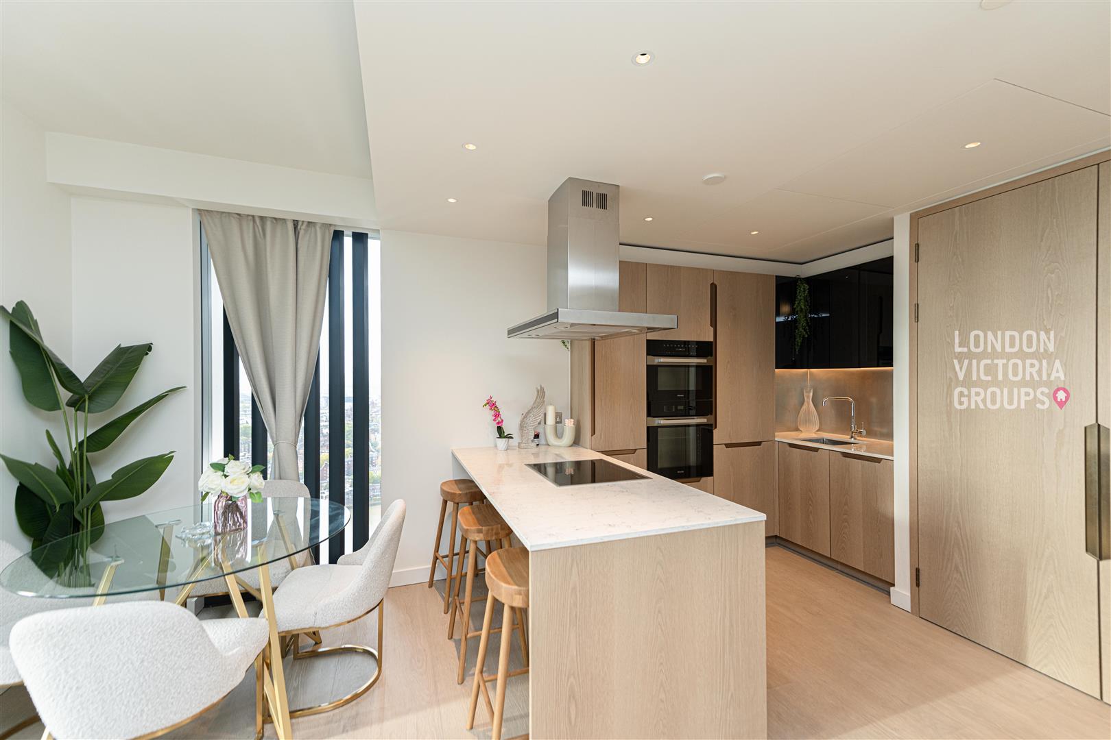 River Park Tower, 1 Nine Elms Lane, London